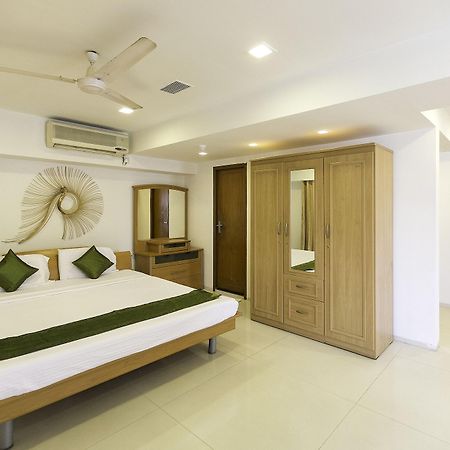 Treebo Trend New Castle Hotel Bombaim Exterior foto