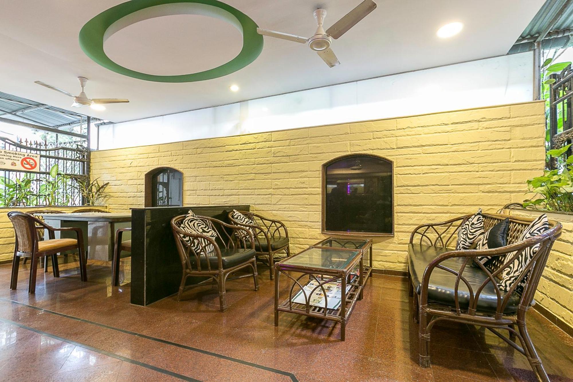 Treebo Trend New Castle Hotel Bombaim Exterior foto